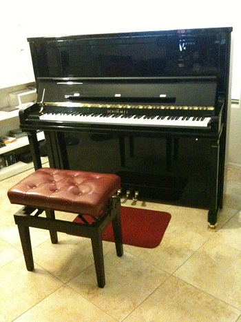 2006 Schimmel Konzert Upright K-132-DT